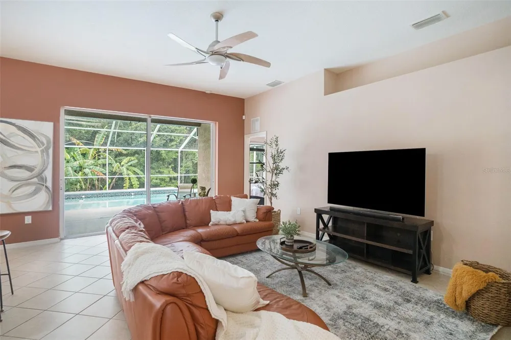 2132 RENSSELAER DRIVE Wesley Chapel, FL 33543