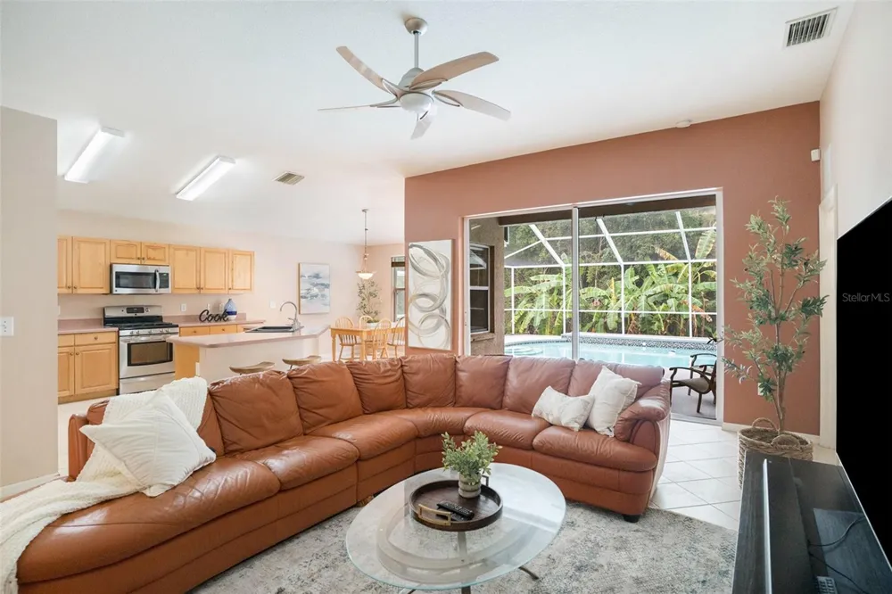 2132 RENSSELAER DRIVE Wesley Chapel, FL 33543