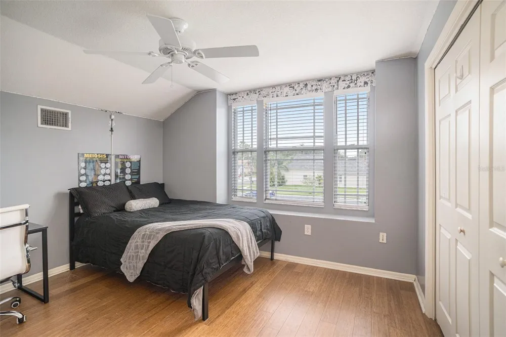 2132 RENSSELAER DRIVE Wesley Chapel, FL 33543
