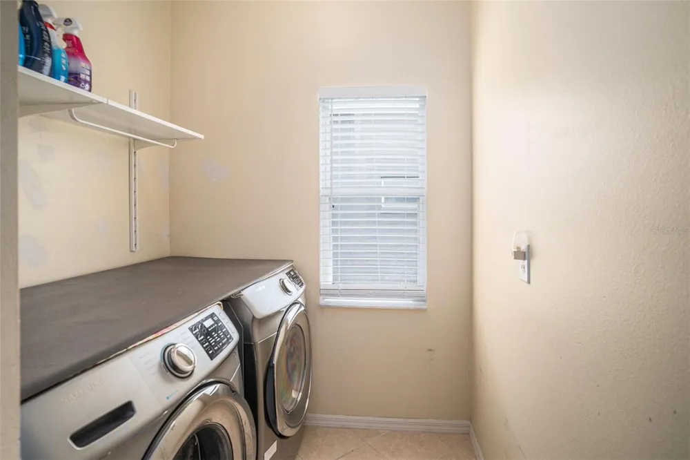 2132 RENSSELAER DRIVE Wesley Chapel, FL 33543