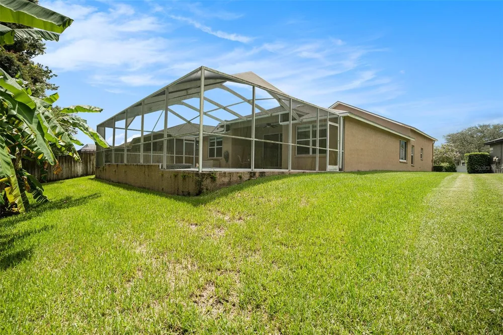 2132 RENSSELAER DRIVE Wesley Chapel, FL 33543