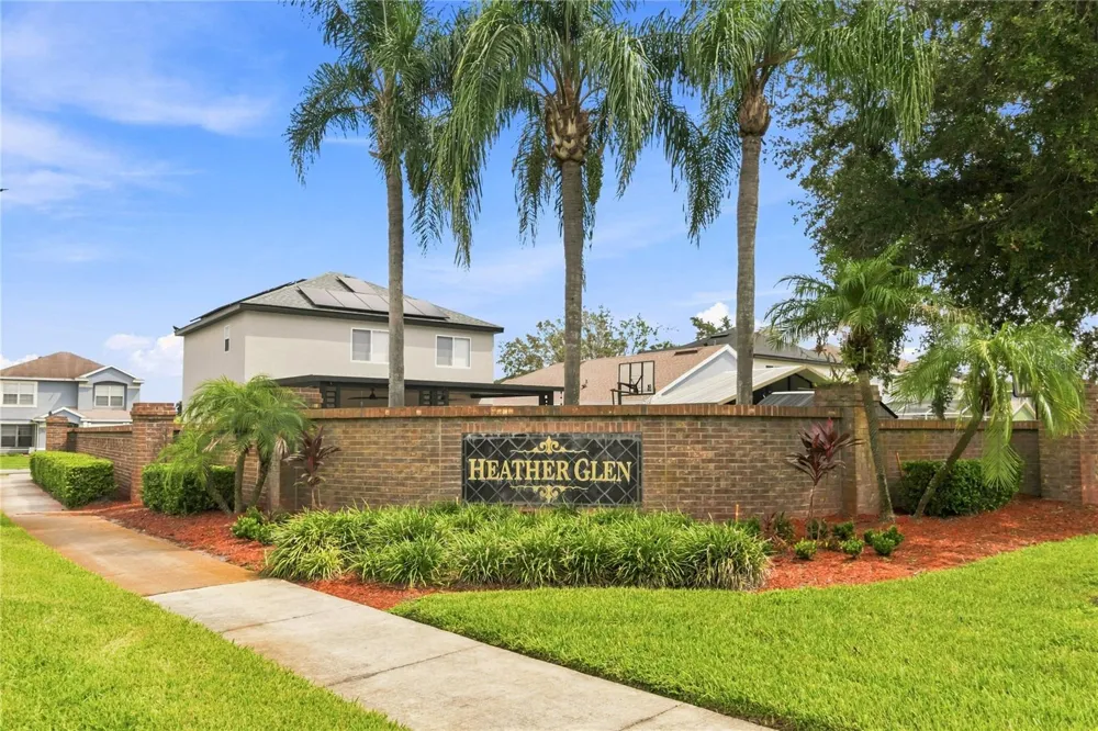 1365 CAREY GLEN CIR Orlando, FL 32824