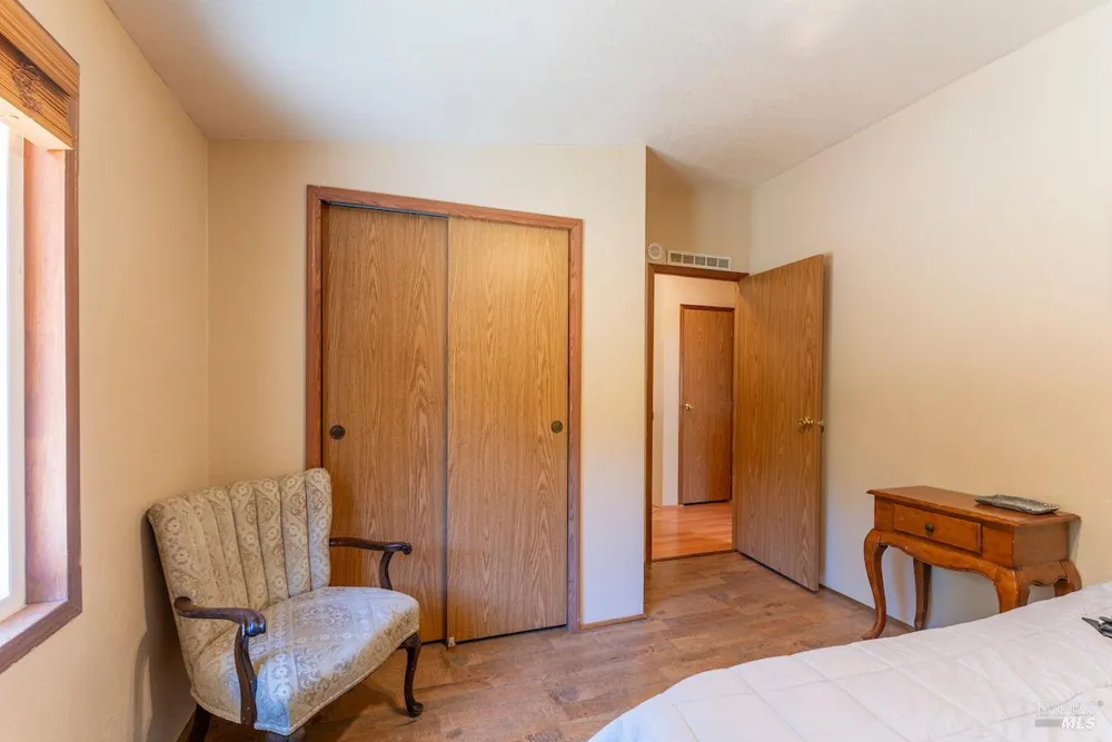 31290 Thomas Lane Fort Bragg, CA 95437