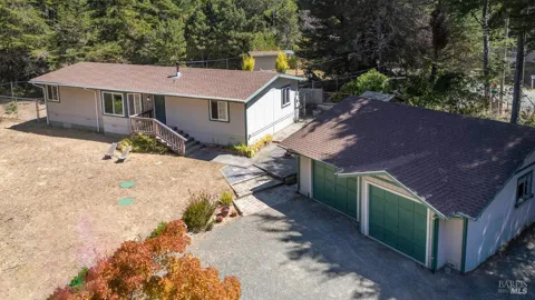 31290 Thomas Lane
