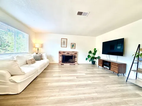 2471 Westvale Court