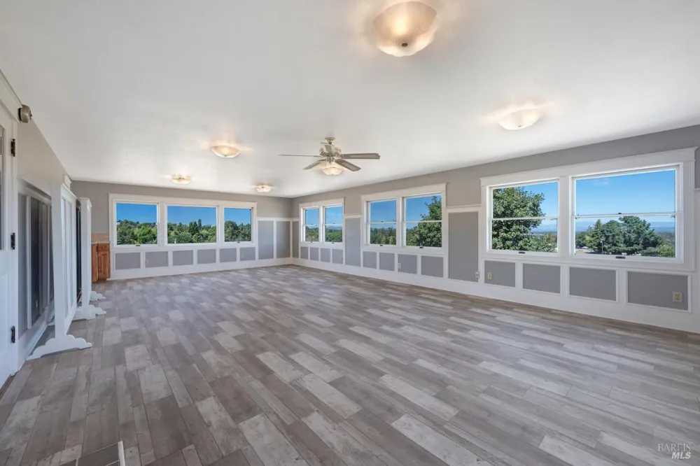 7096 Baker Lane Sebastopol, CA 95472