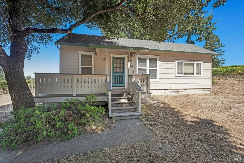 7096 Baker Lane Sebastopol, CA 95472