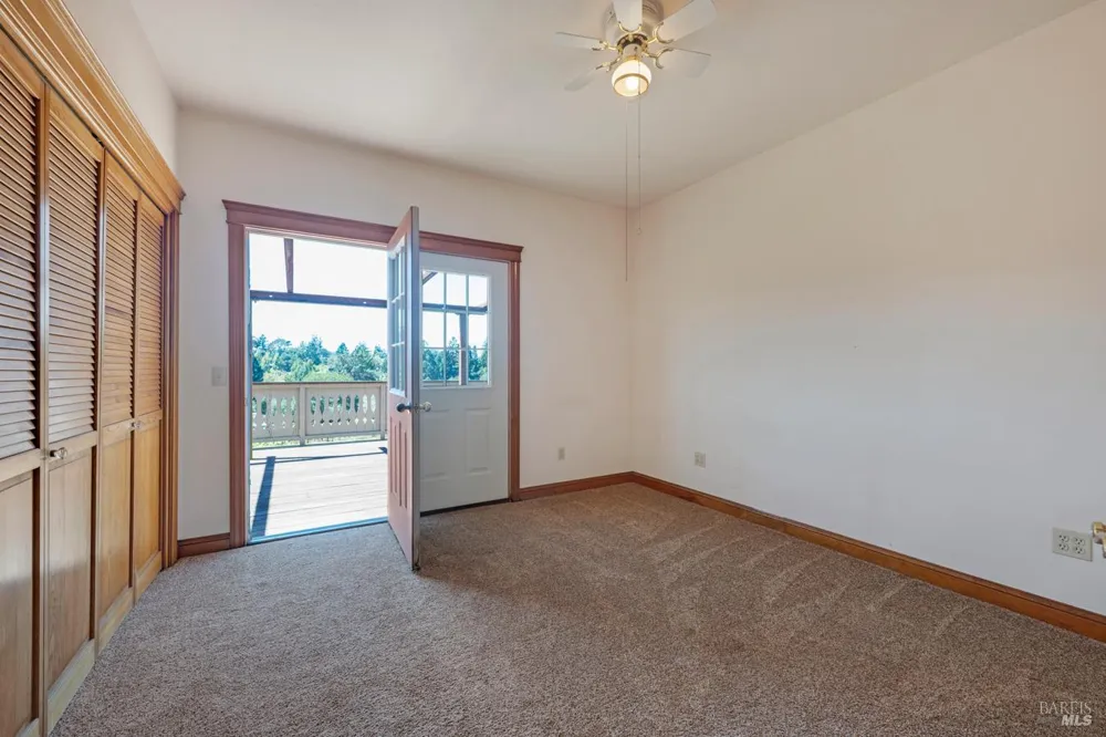 7096 Baker Lane Sebastopol, CA 95472