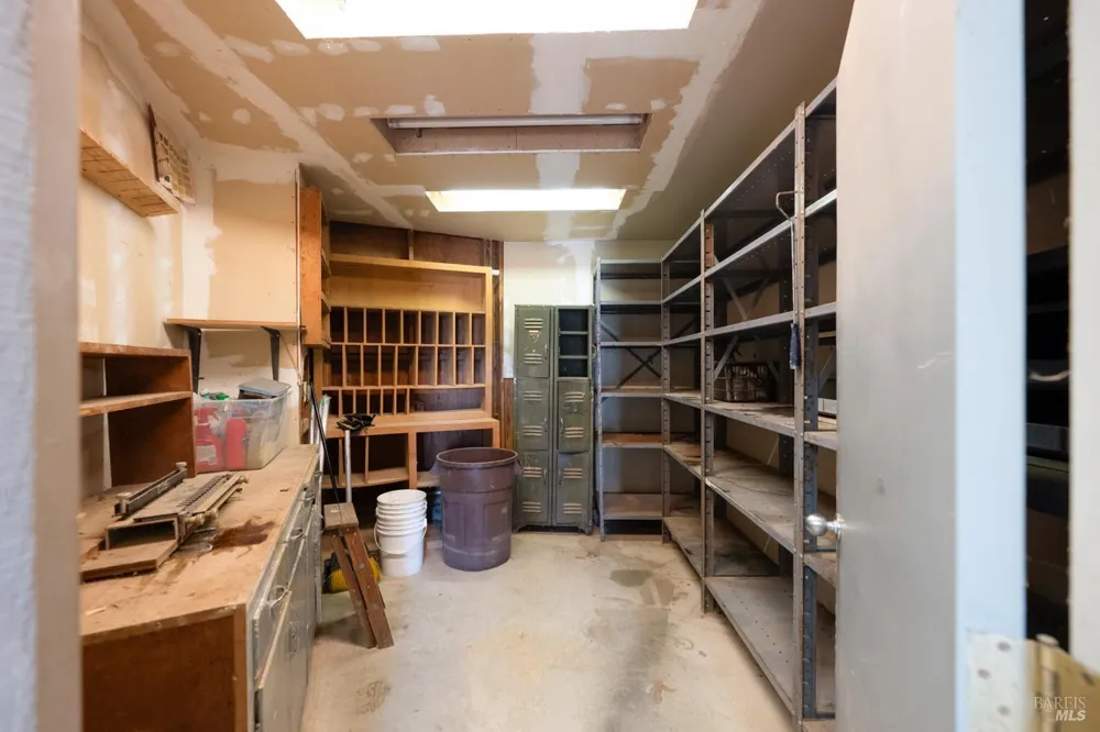 7096 Baker Lane Sebastopol, CA 95472