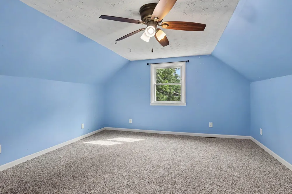 5910 Pine Court Montcalm Township, MI 48838