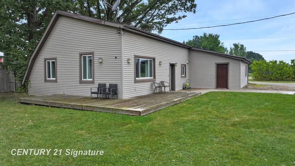 5249 W Dodge Road Vienna Charter Township, MI 48420