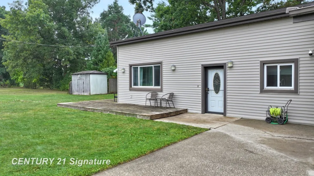 5249 W Dodge Road Vienna Charter Township, MI 48420