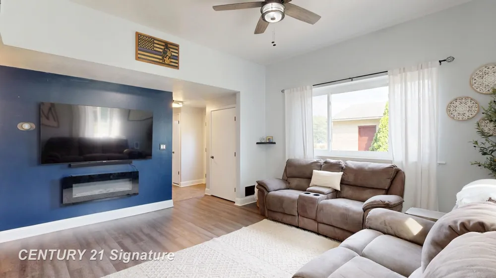 5249 W Dodge Road Vienna Charter Township, MI 48420