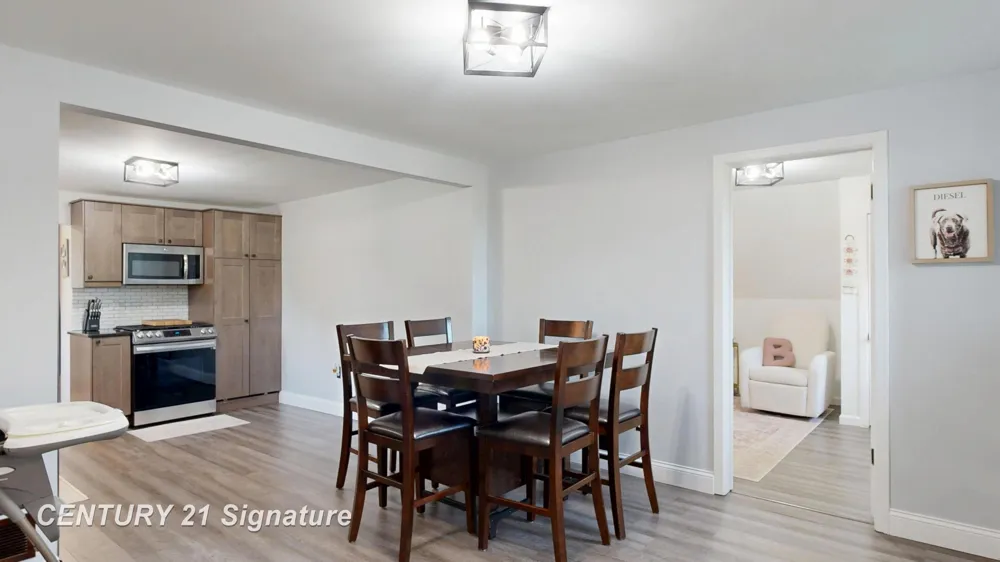 5249 W Dodge Road Vienna Charter Township, MI 48420
