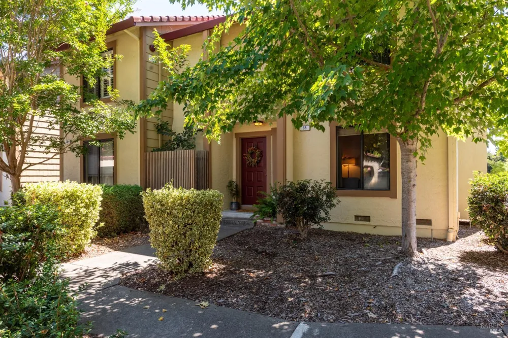88 Park Place Drive Petaluma, CA 94954