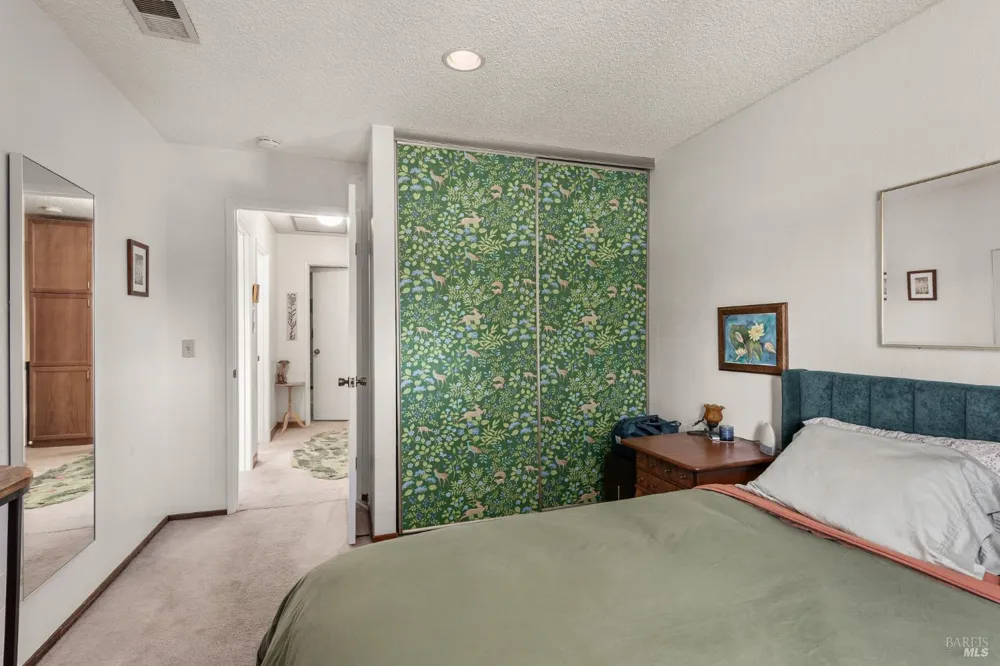 88 Park Place Drive Petaluma, CA 94954