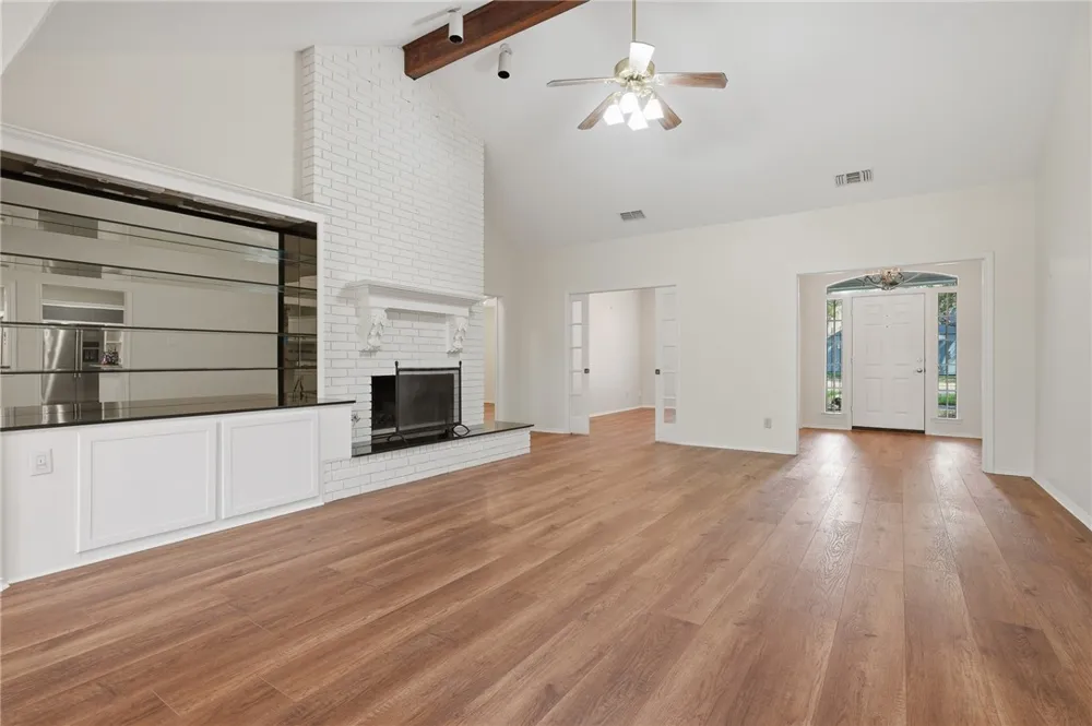 101 Peachtree Drive Rockport, TX 78382