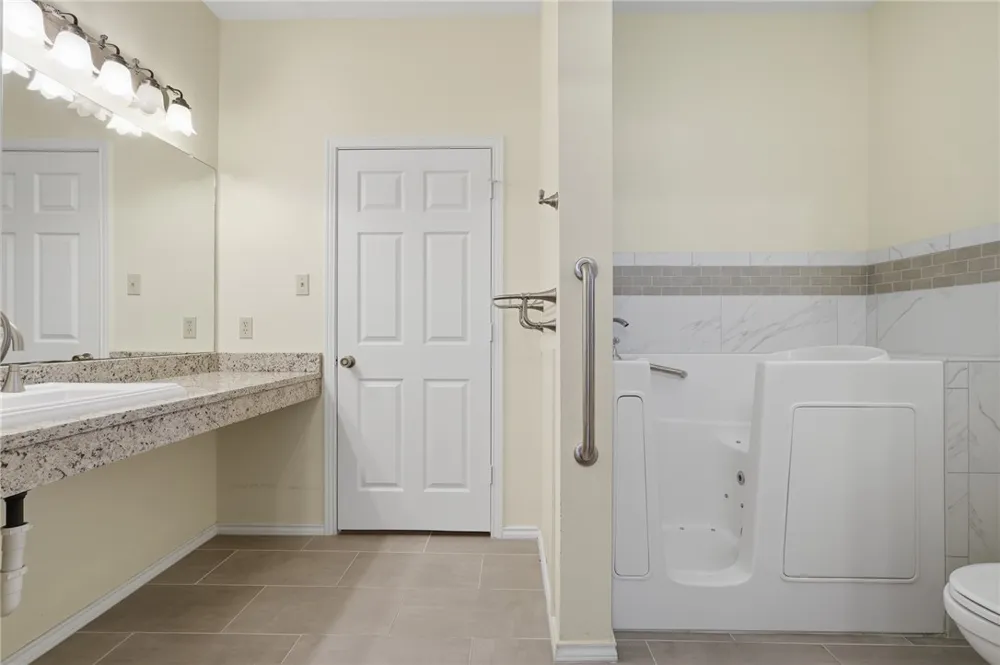 101 Peachtree Drive Rockport, TX 78382