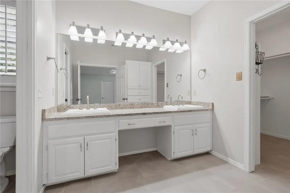 101 Peachtree Drive Rockport, TX 78382