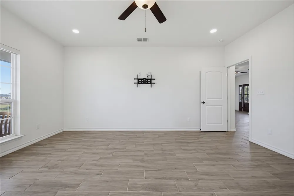 10023 County Rd 597/ HWY 9 (old) Mathis, TX 78368