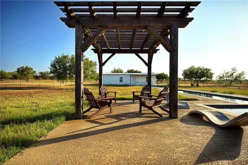 10023 County Rd 597/ HWY 9 (old) Mathis, TX 78368