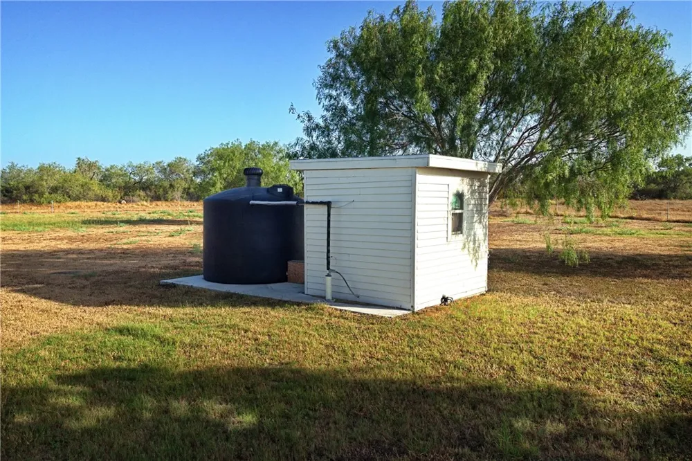 10023 County Rd 597/ HWY 9 (old) Mathis, TX 78368