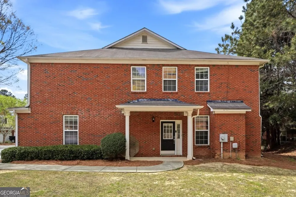 1006 Ivydale CIR Lawrenceville, GA 30045