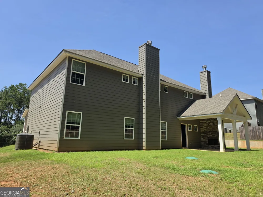 208 N Davis RD LaGrange, GA 30241