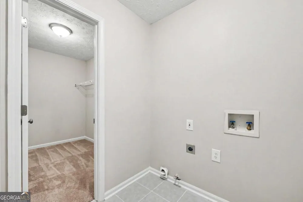 3367 Ridgemill CIR Dacula, GA 30019