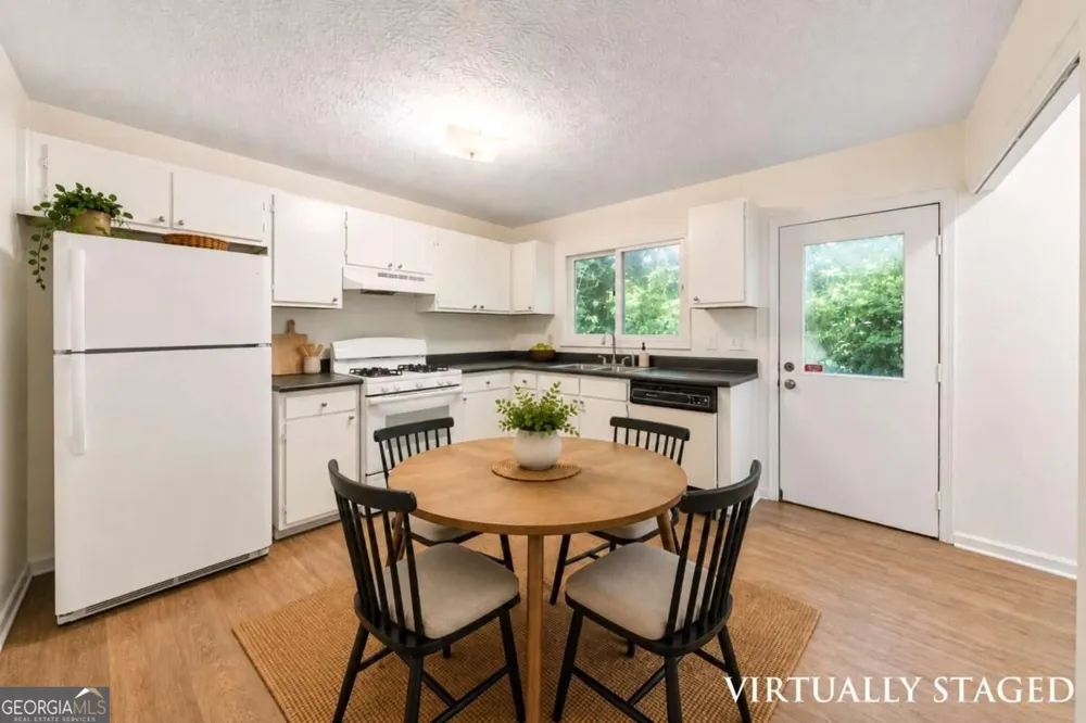 875 Pastel DR SW Marietta, GA 30008