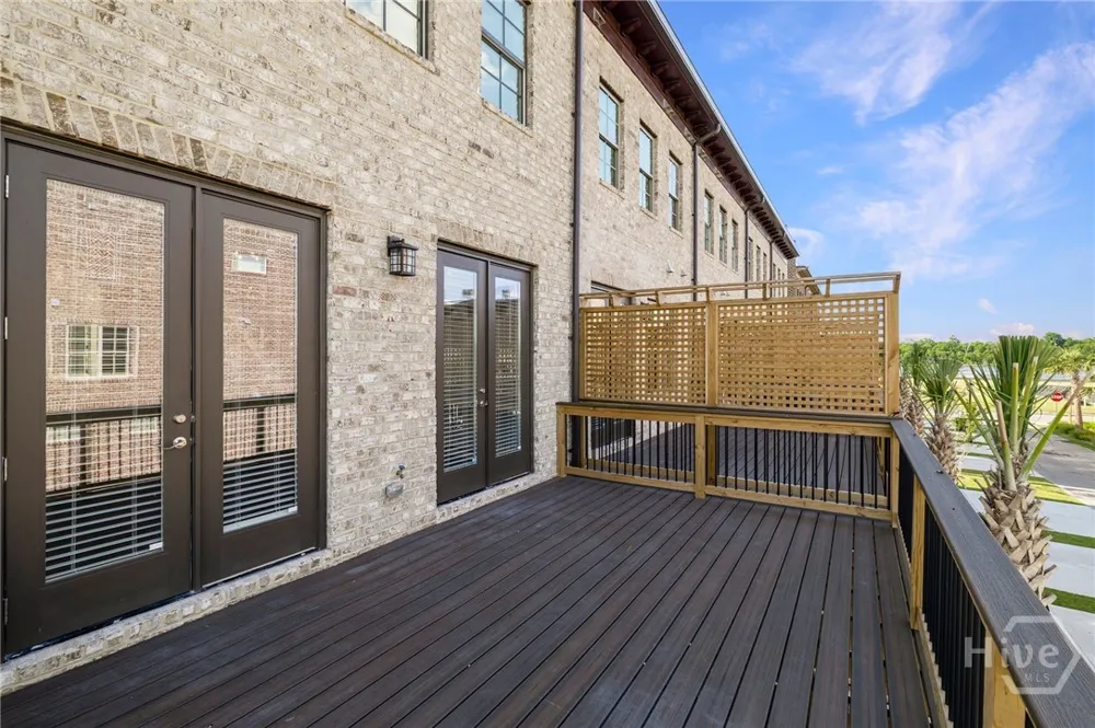 416 Upper East Avenue Savannah, GA 31401