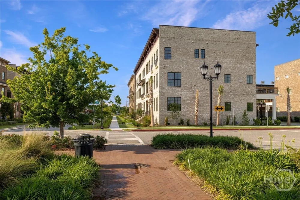 416 Upper East Avenue Savannah, GA 31401