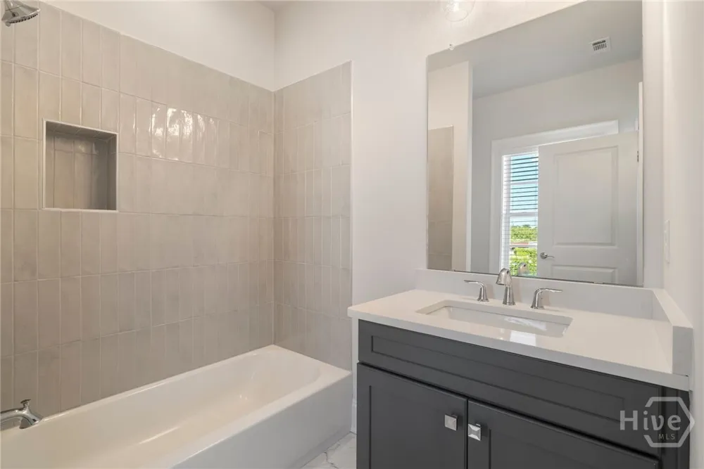 416 Upper East Avenue Savannah, GA 31401