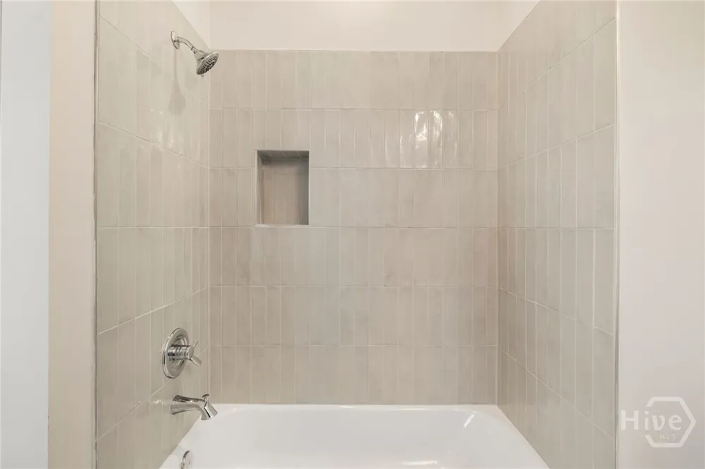 416 Upper East Avenue Savannah, GA 31401