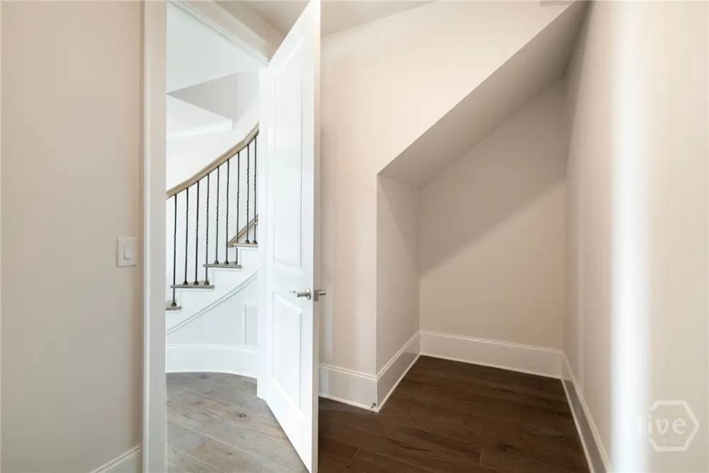 416 Upper East Avenue Savannah, GA 31401