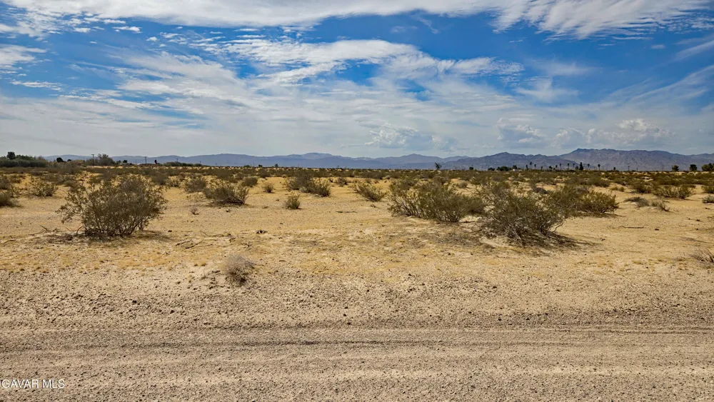 Riverside Rd Newberry Springs, CA 92365