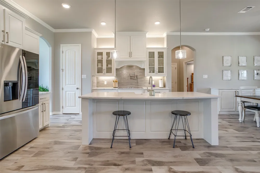 2716 Village Road Granbury, TX 76049