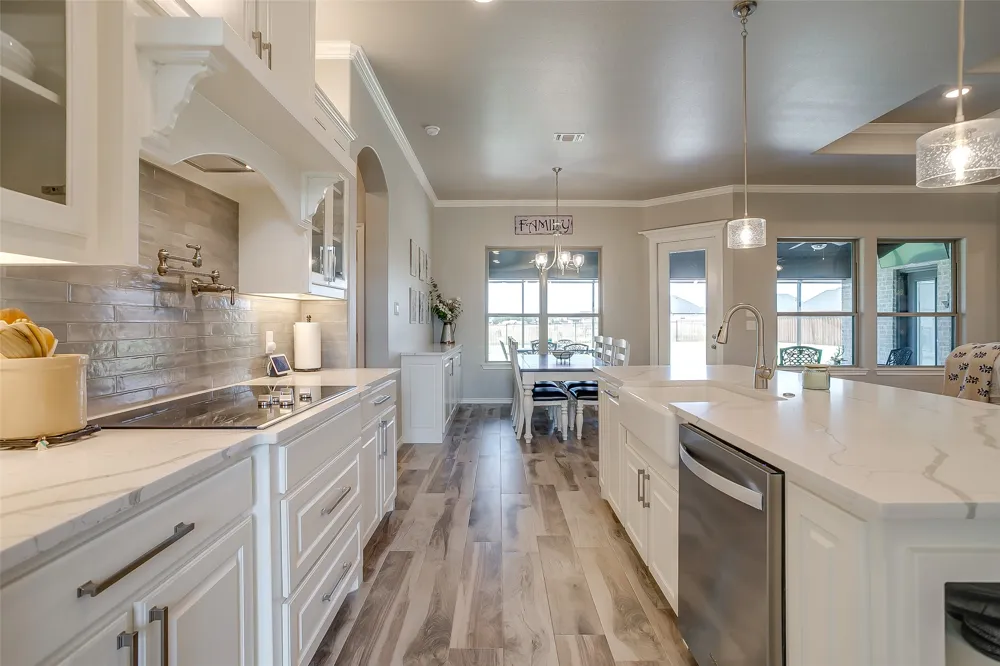 2716 Village Road Granbury, TX 76049