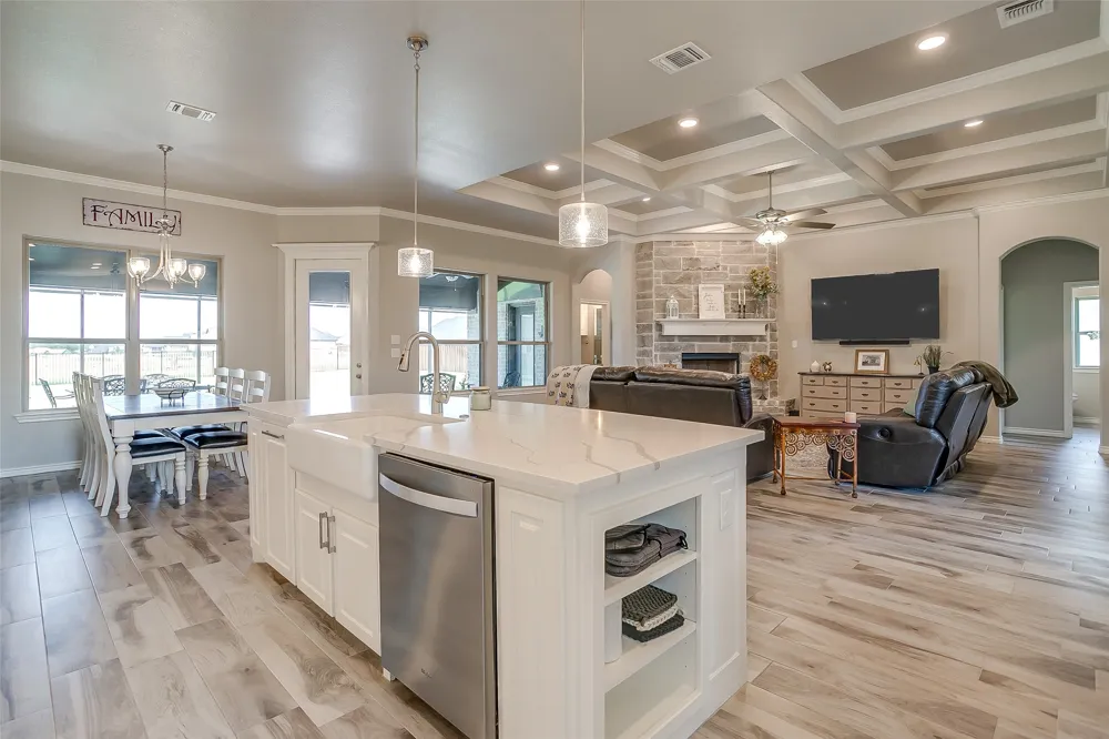 2716 Village Road Granbury, TX 76049