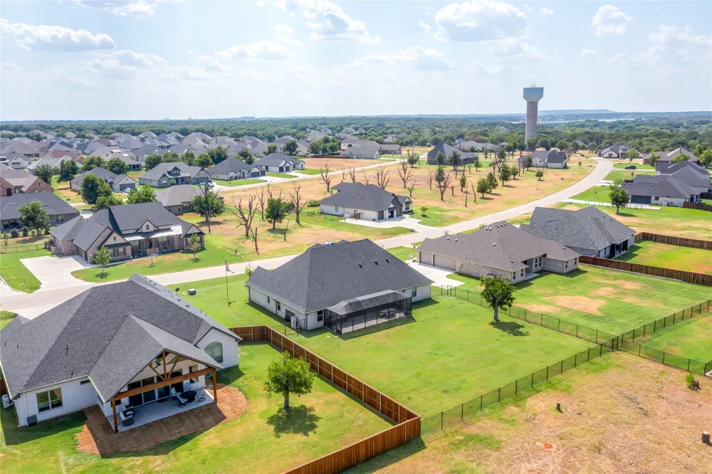 2716 Village Road Granbury, TX 76049
