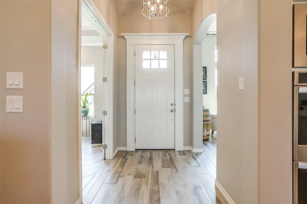 2716 Village Road Granbury, TX 76049
