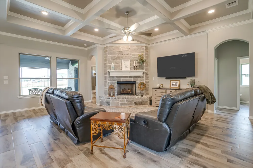 2716 Village Road Granbury, TX 76049