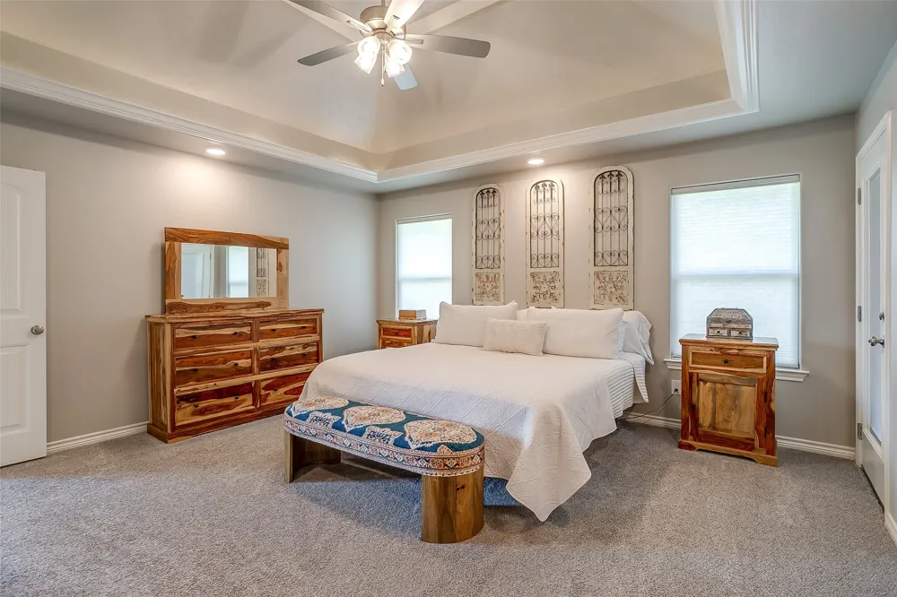 2716 Village Road Granbury, TX 76049