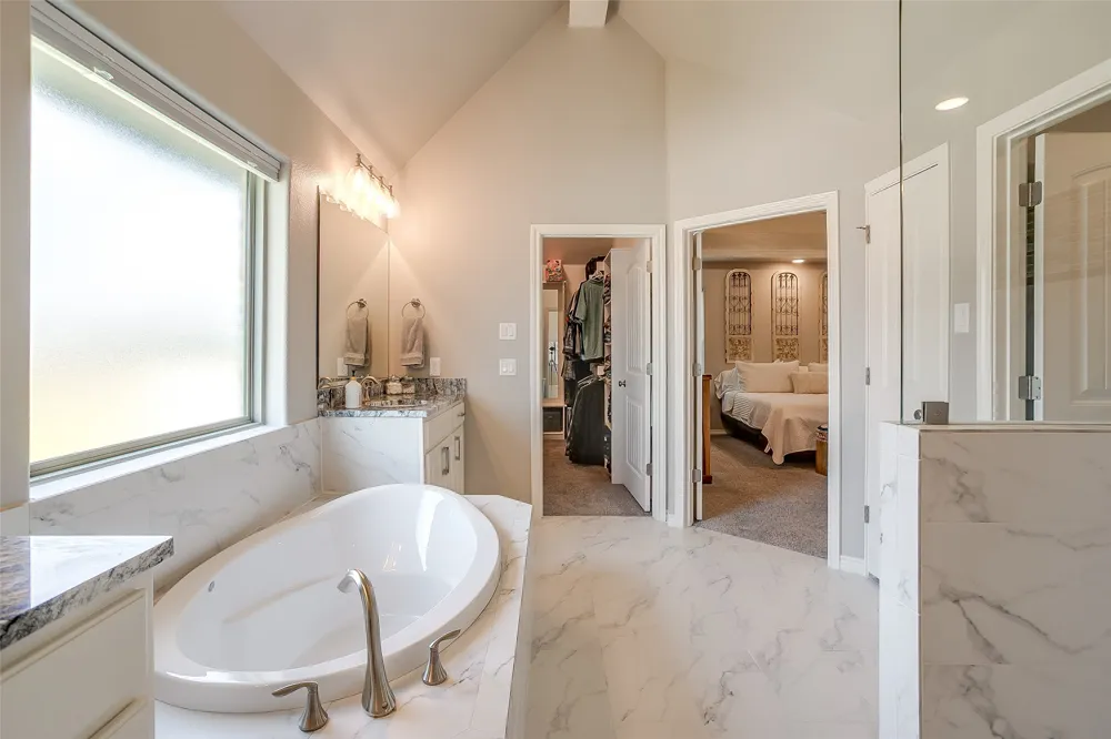 2716 Village Road Granbury, TX 76049
