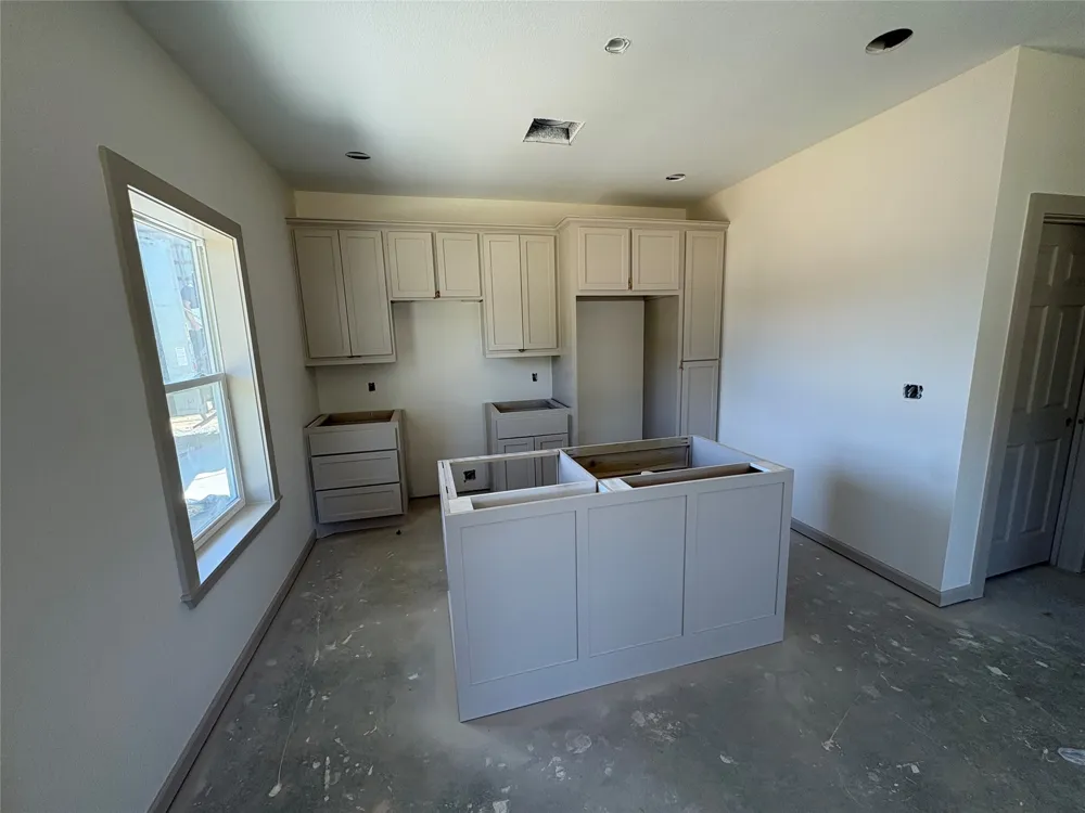 215 Quanah Quitman, TX 75783