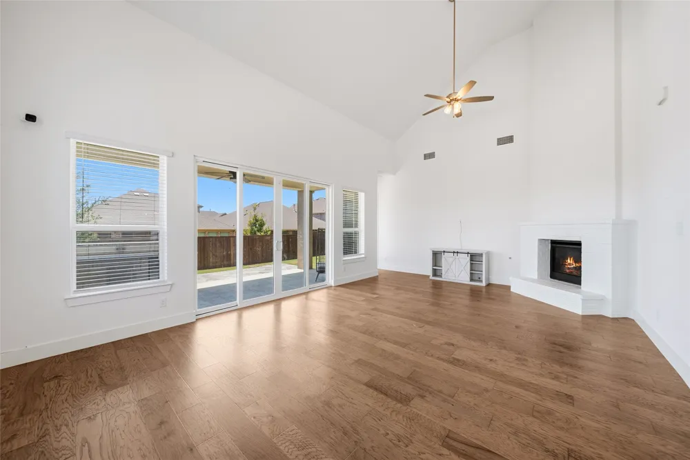 1060 Water Canna Drive Justin, TX 76247