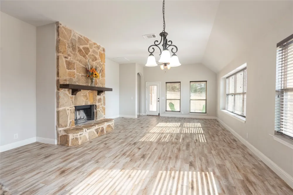 1311 Firefly Ridge Blue Ridge, TX 75424