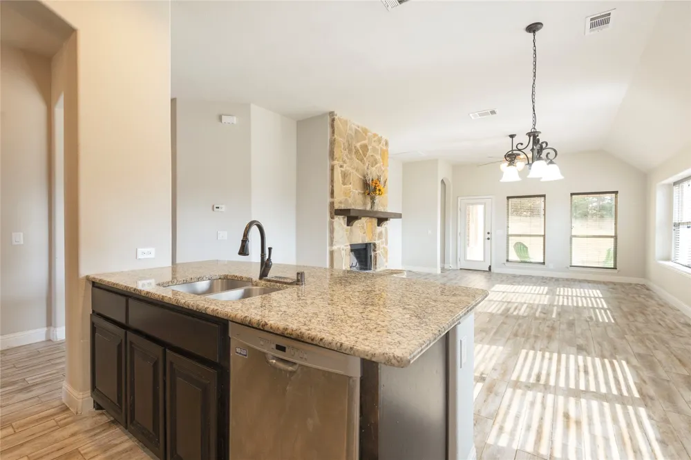 1311 Firefly Ridge Blue Ridge, TX 75424