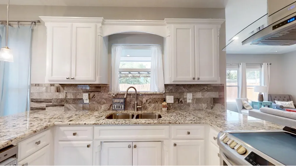 4000 Sioux Court Granbury, TX 76048