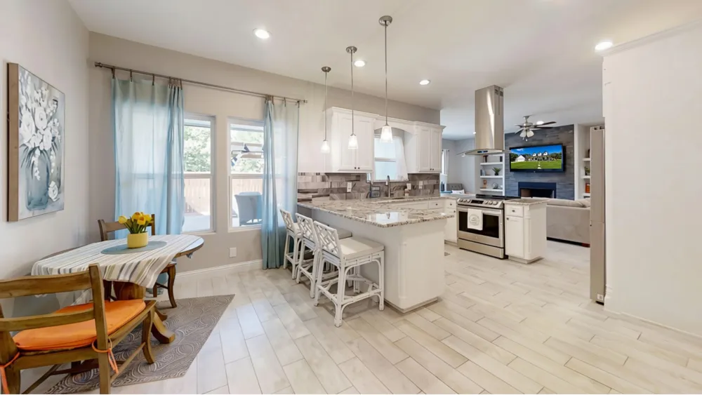 4000 Sioux Court Granbury, TX 76048